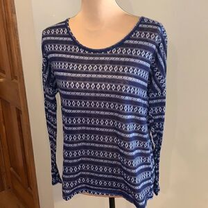 (3/$15) Aztec print long sleeve shirt size medium
